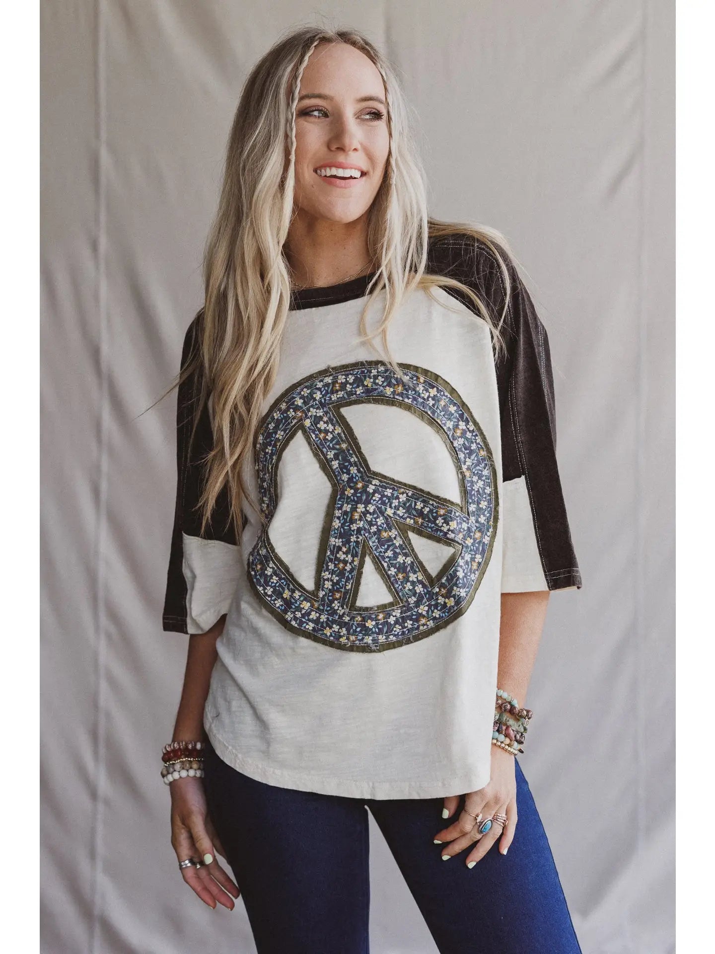 Peaceful Contrast Top - Navy Ivory