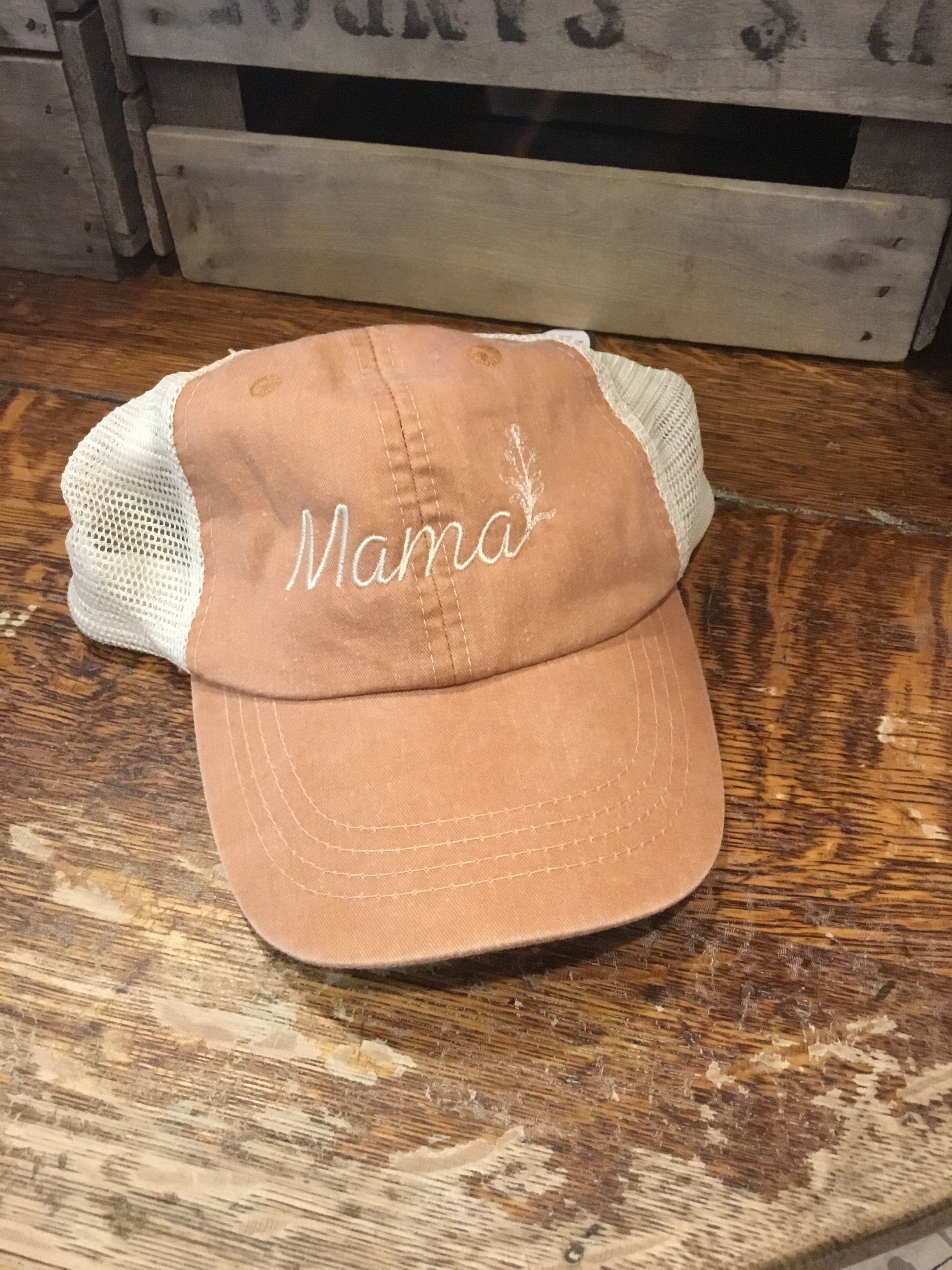 Embroidered Mama baseball hat