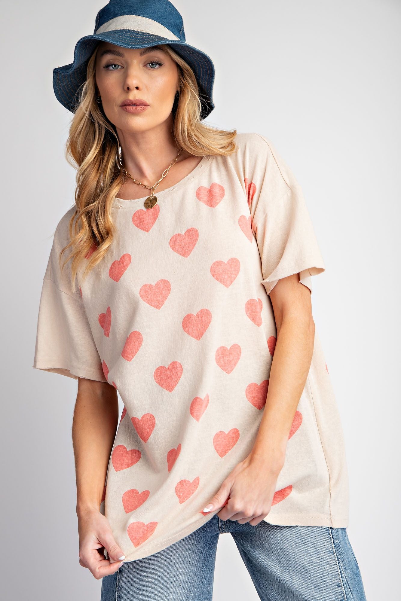 Easel Heart Printed Short Sleeve