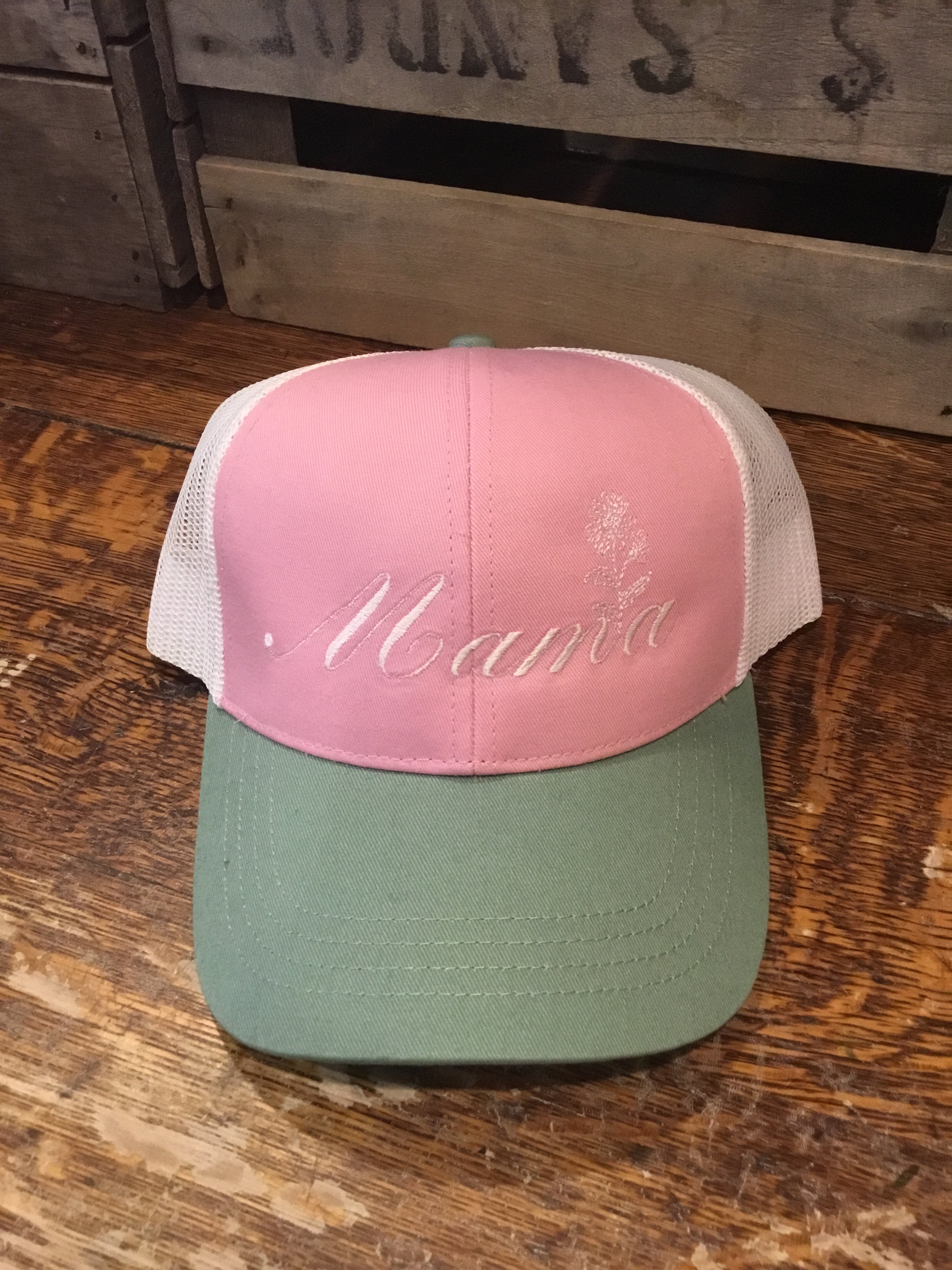 Embroidered Mama baseball hat