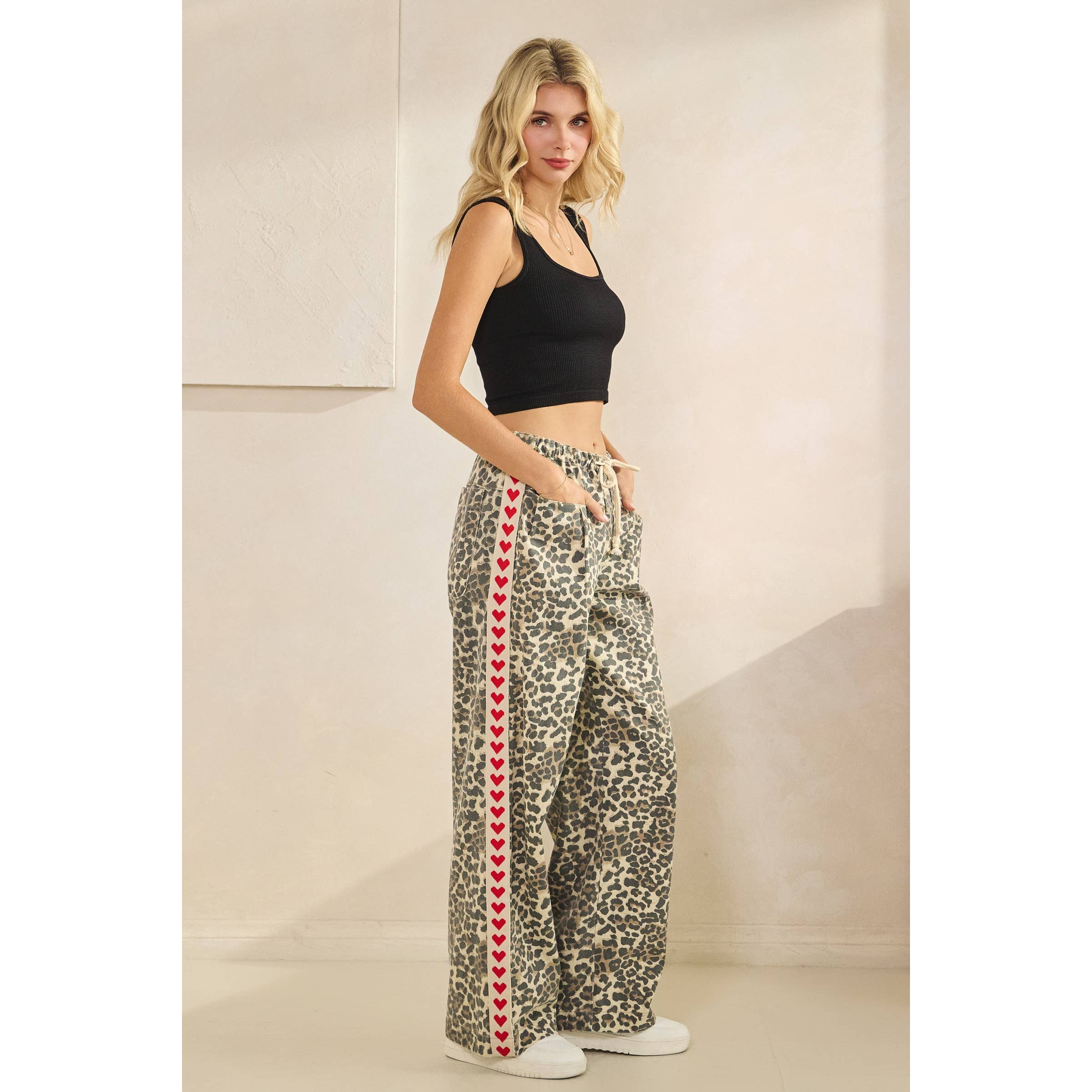 Women's Leopard Printed Striped Wide Legged Pants – Beavtown T's