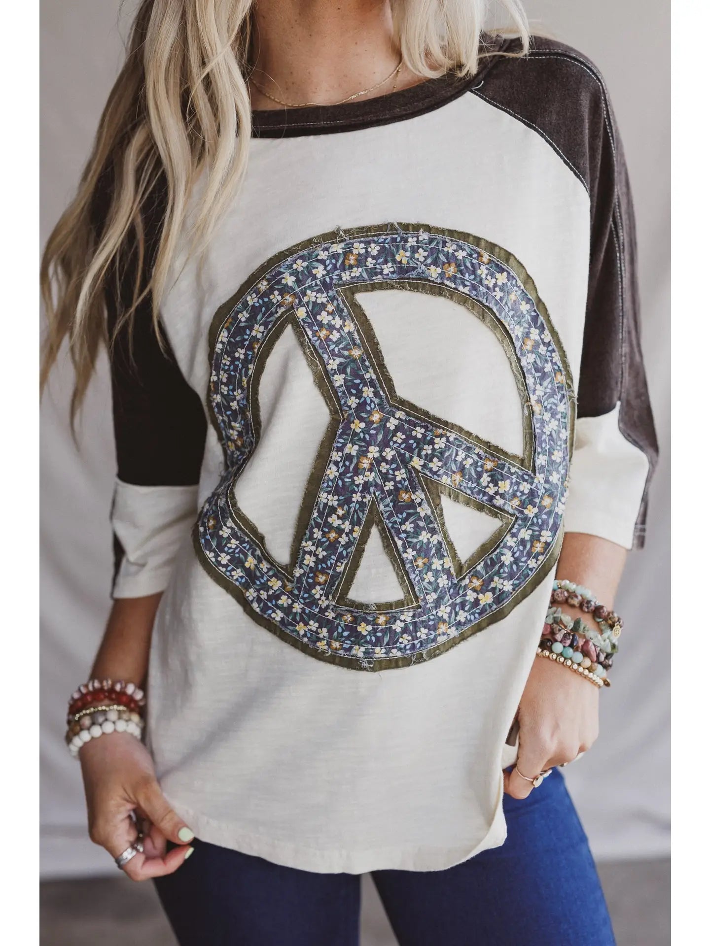 Peaceful Contrast Top - Navy Ivory