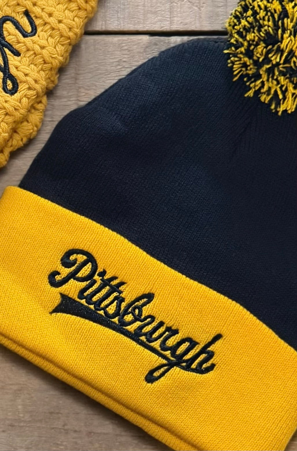 Pittsburgh Black and Gold Beanie With Puff