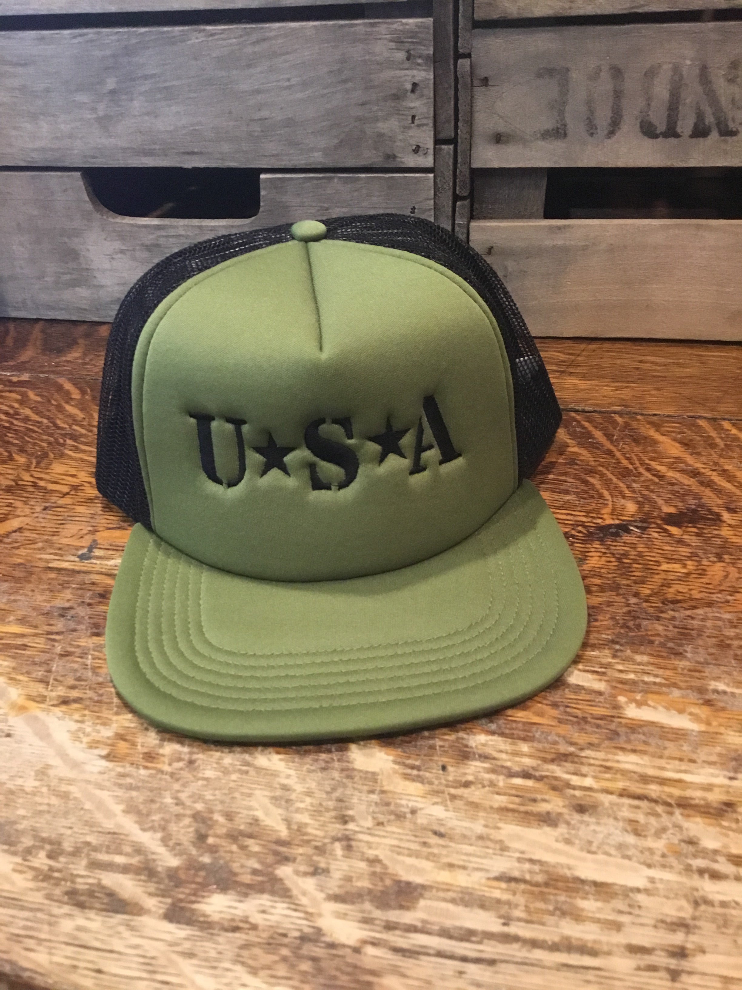 USA army green adult trucker hat